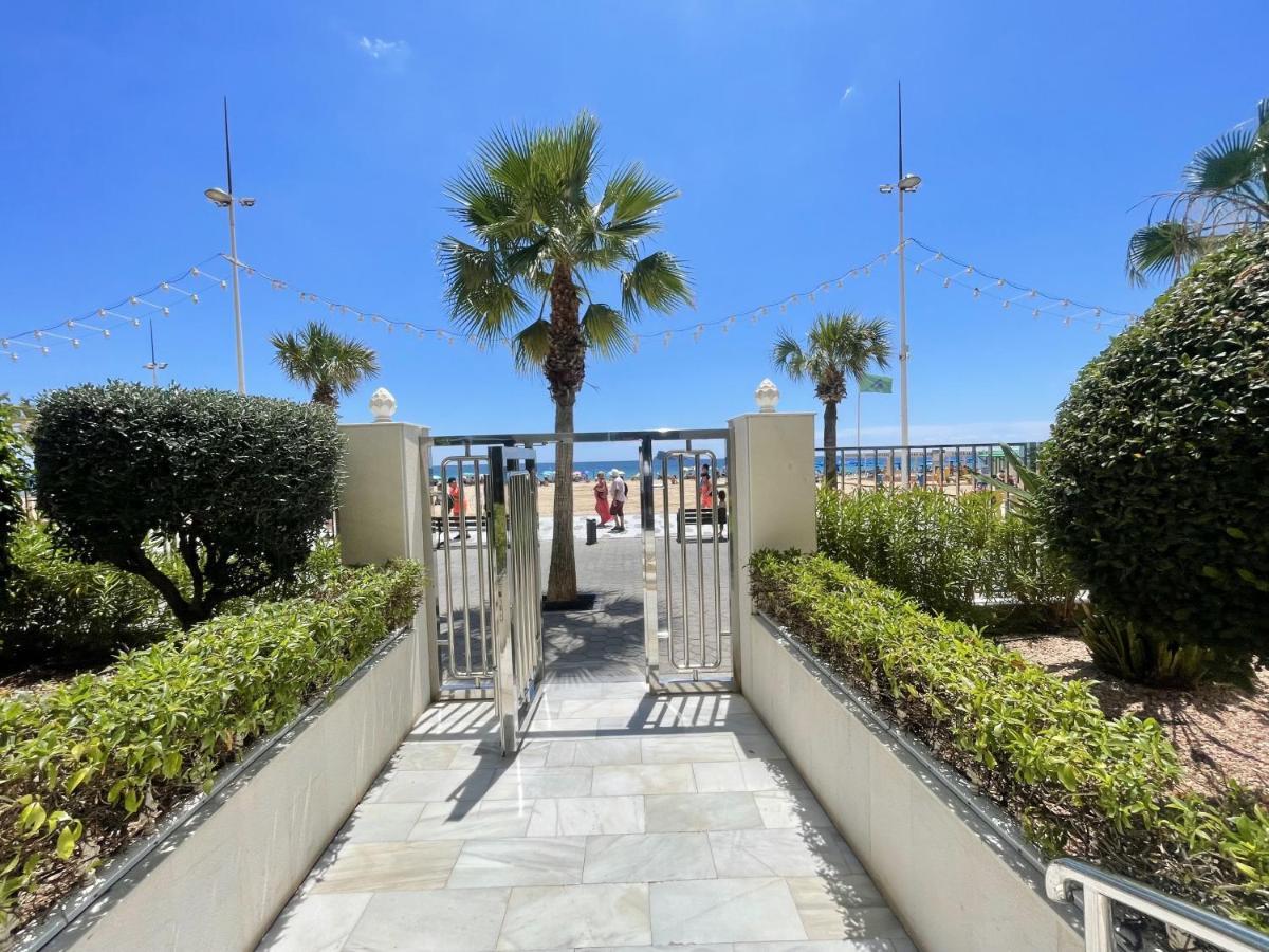Tor Maraya Seafront Levante Views 貝尼多姆 外观 照片